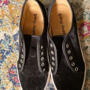 Dirty Laundry Rich Velvet Black Sneakers 👟